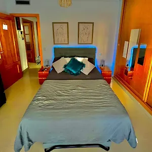 Moderno Apartamento A 10 Minutos Del Centro , Madrid España